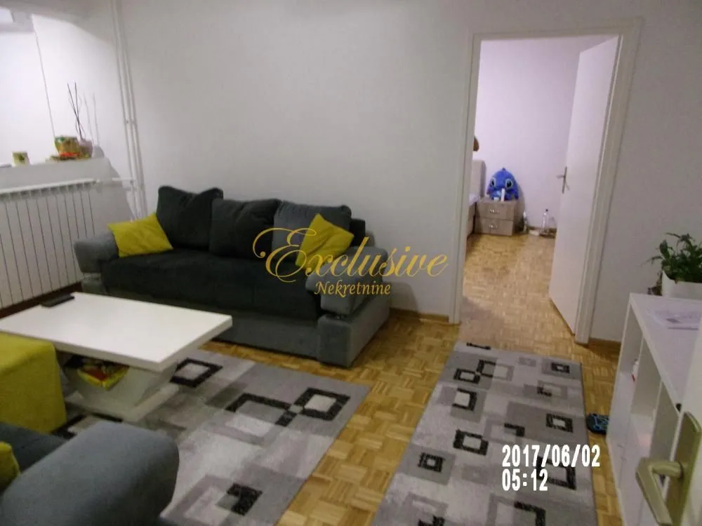 Prodaja, trosoban stan, 72m², Čukarica, Beograd