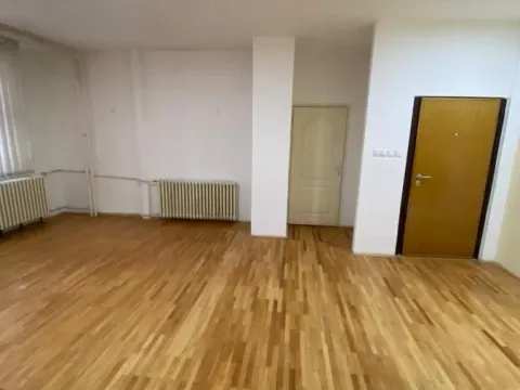 Izdavanje, poslovni prostor, 60m², Čukarica, Beograd - image 6