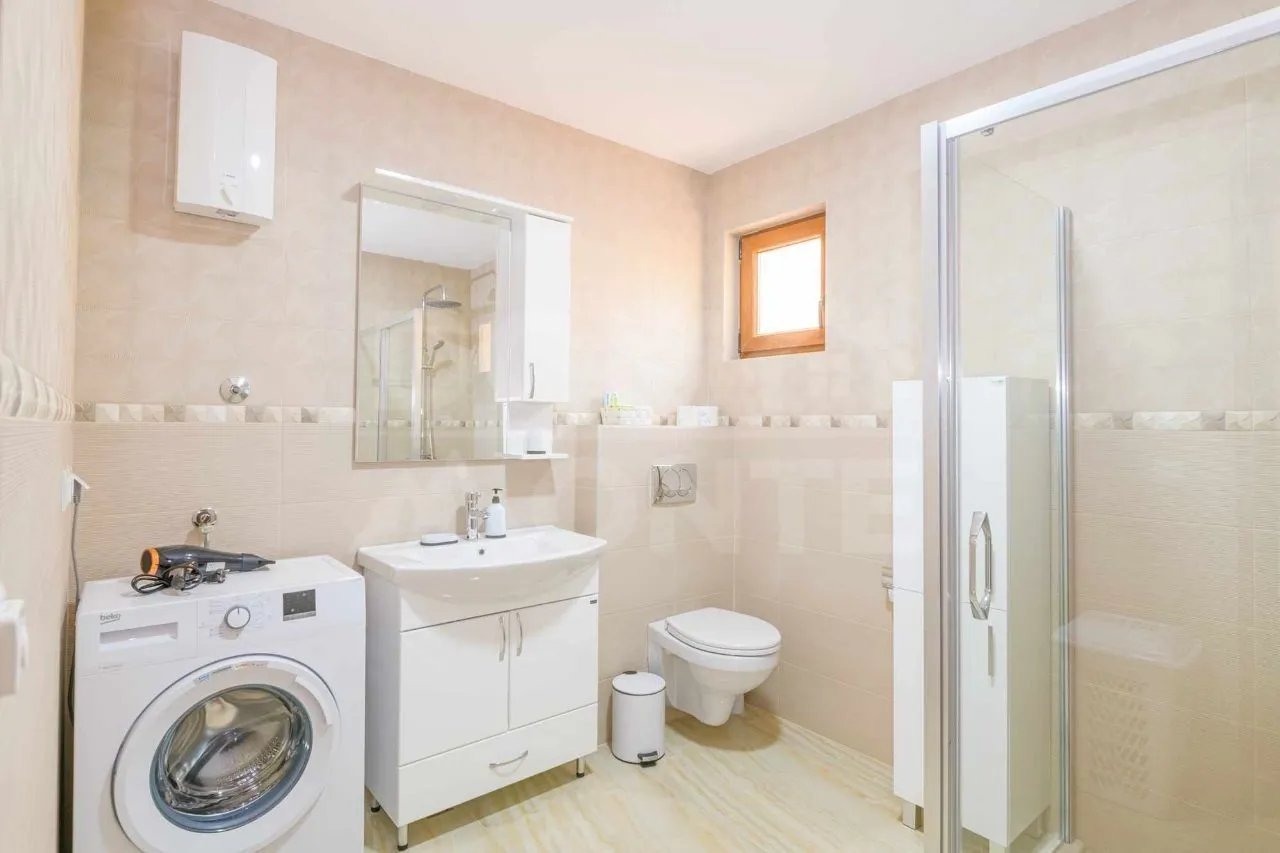 Rent, studio apartment, 52m², Tivat, Crna Gora