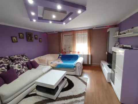 Prodaja, kuća, 313m², Peščara, Subotica - image 19