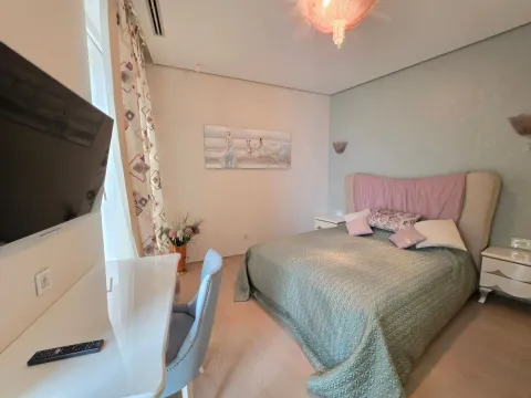 Prodaja, četvorosoban stan, 562m², Budva, Crna Gora - image 19