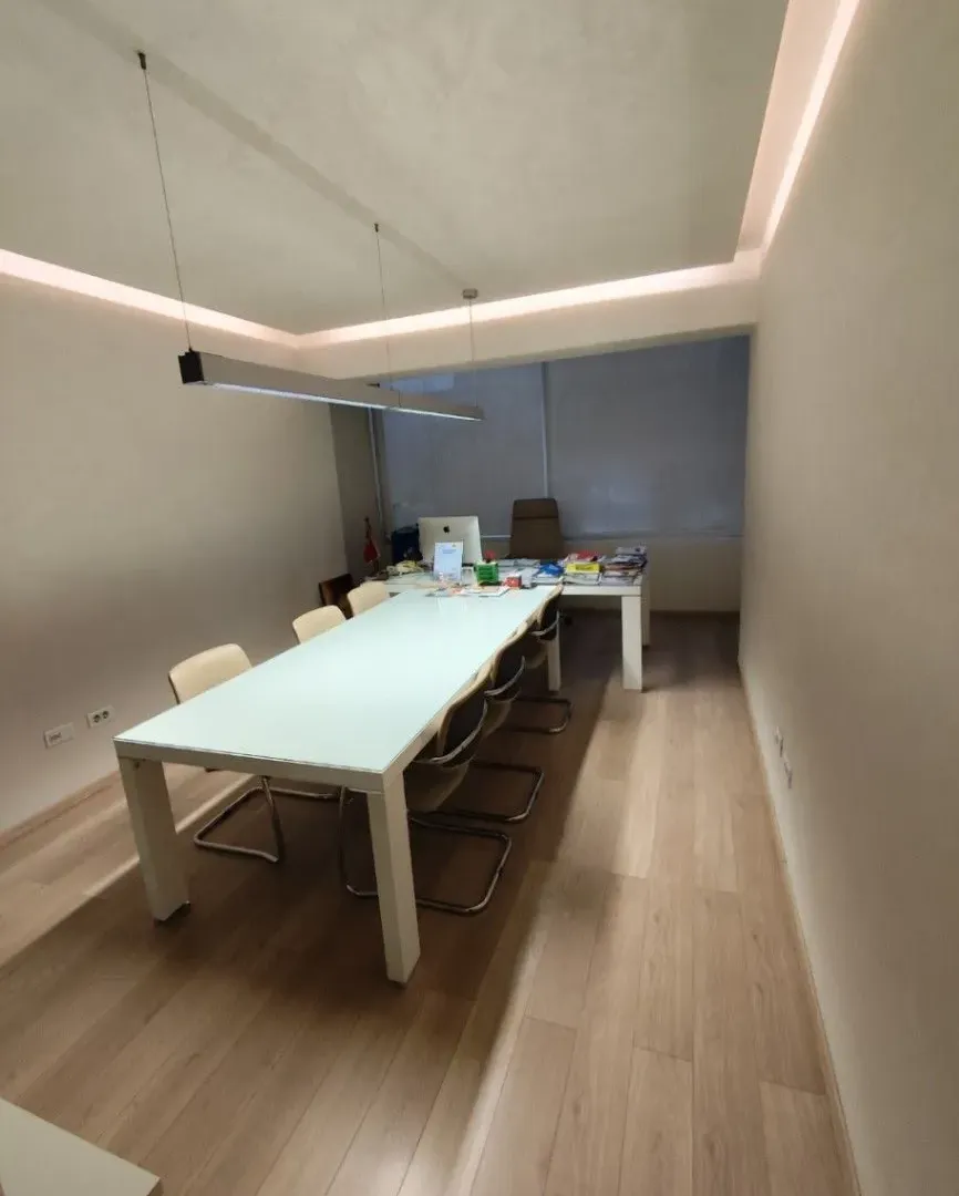 Prodaja, poslovni prostor, 50m², Centar, Podgorica