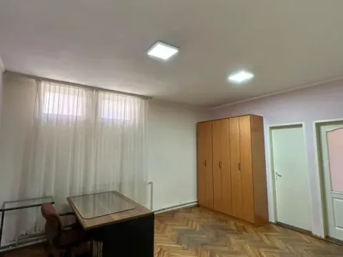 Izdavanje, poslovni prostor, 115m², Crveni Krst, Niš - image 3