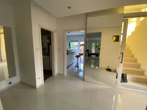 Prodaja, kuća, 275m², Obrenovac (mesto), Obrenovac - image 10