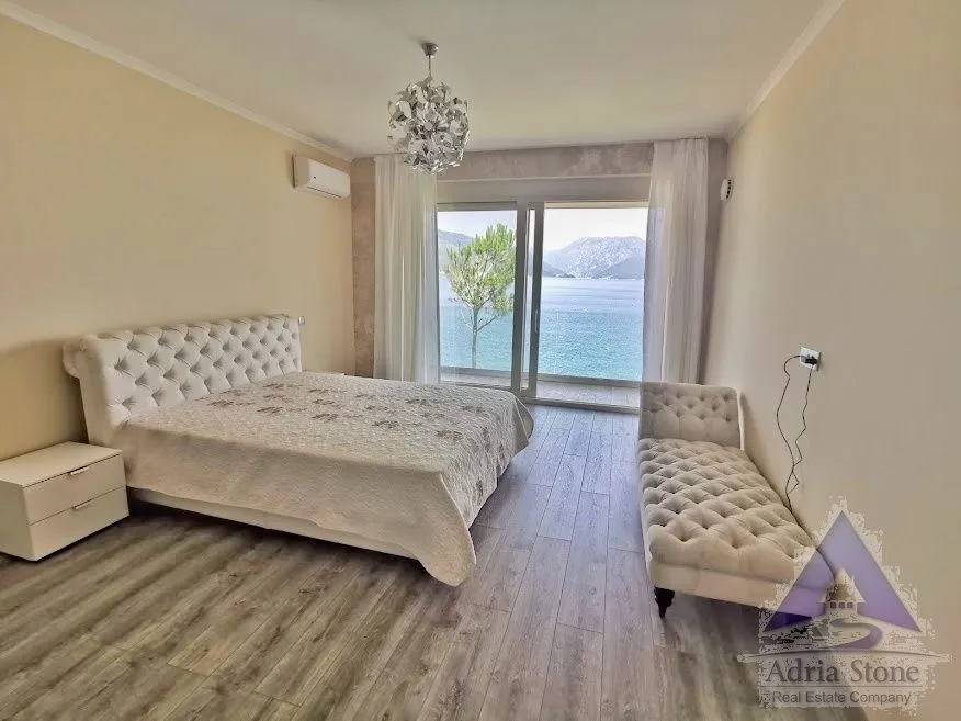 Prodaja, kuća, 185m², Krašići, Tivat