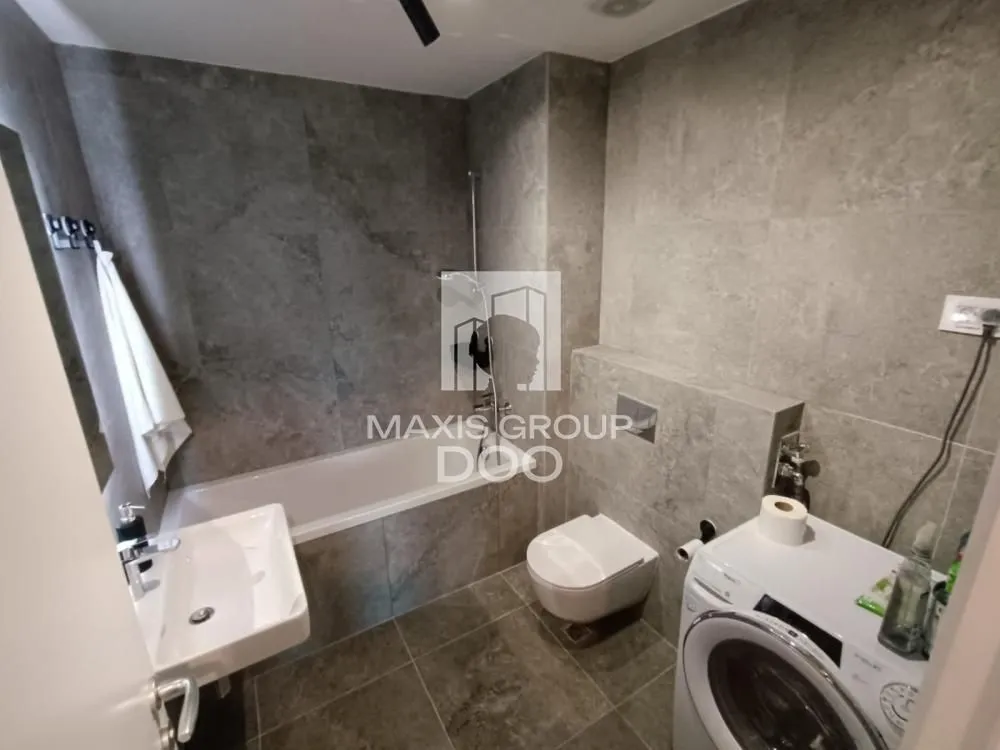 Prodaja, trosoban stan, 82m², Novi Beograd Sve Podlokacije, Beograd