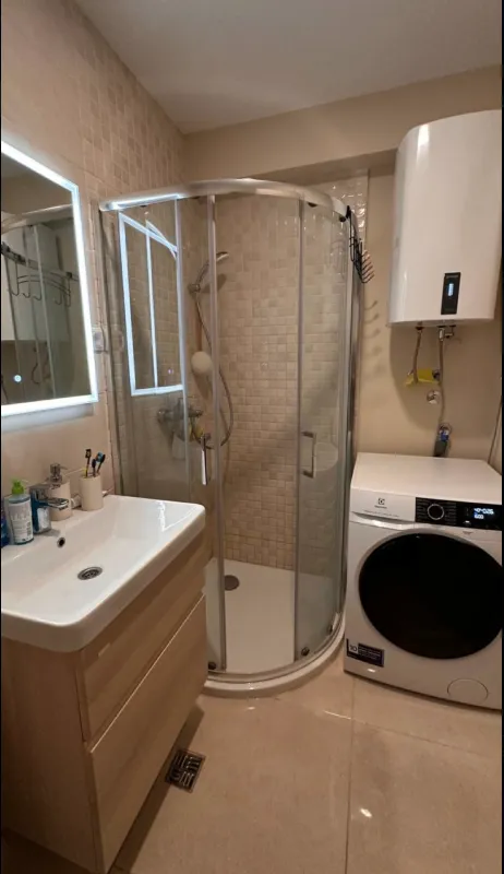 Prodaja, dvosoban stan, 73m², Bečići, Budva