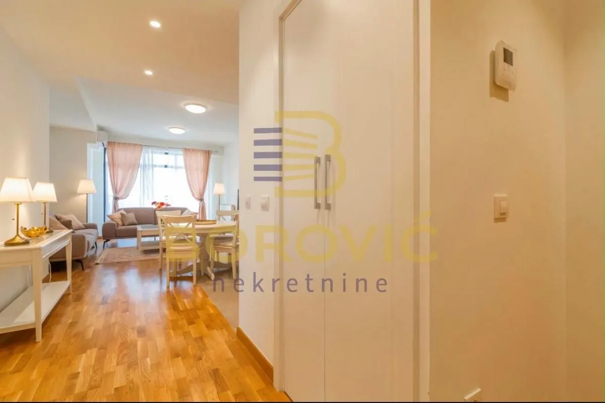 Rent, three bedroom apartment, 86m², Savski Venac, Beograd