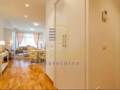 Rent, three bedroom apartment, 86m², Savski Venac, Beograd - image 4