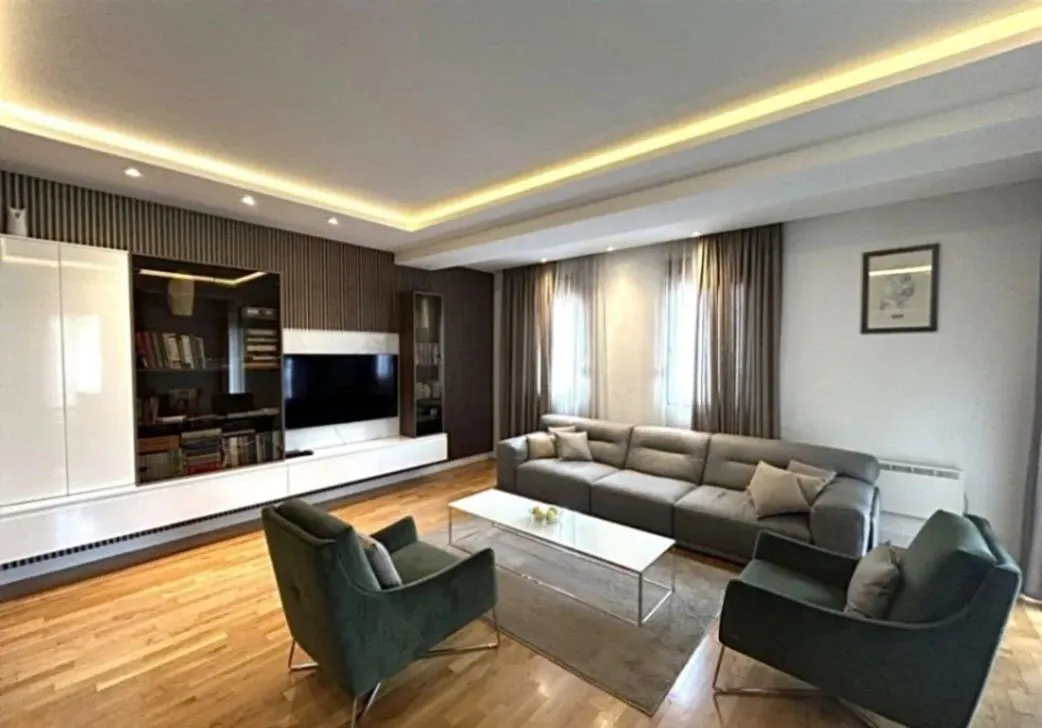 Izdavanje, dvosoban stan, 70m², Preko Morače, Podgorica