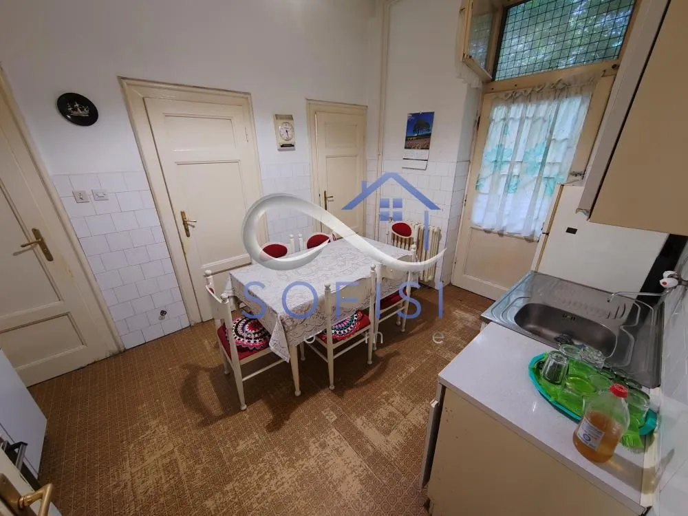 Prodaja, trosoban stan, 102m², Centar, Novi Sad
