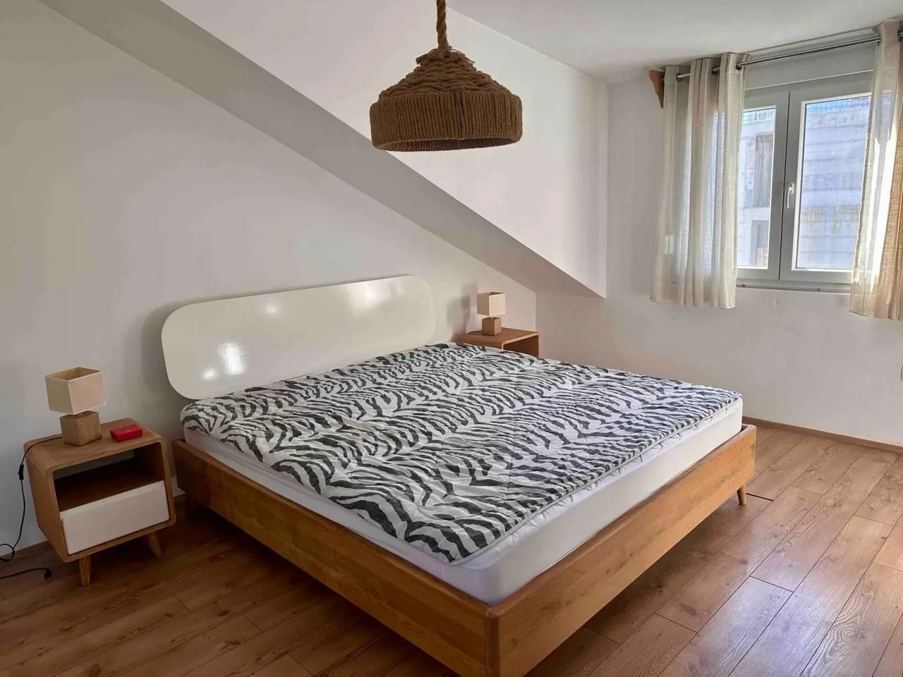 Rent, two bedroom apartment, 96m², Seljanovo, Tivat