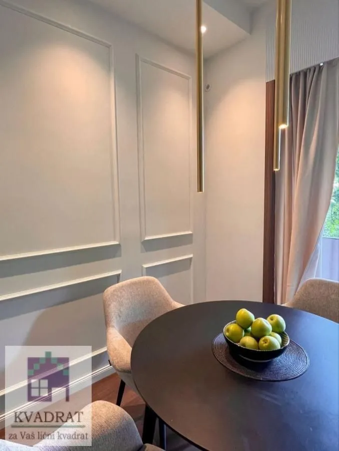Prodaja, stan, 85m², Centar, Novi Sad