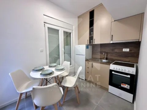 Izdavanje, garsonjera, 37m², Momišići, Podgorica - image 8