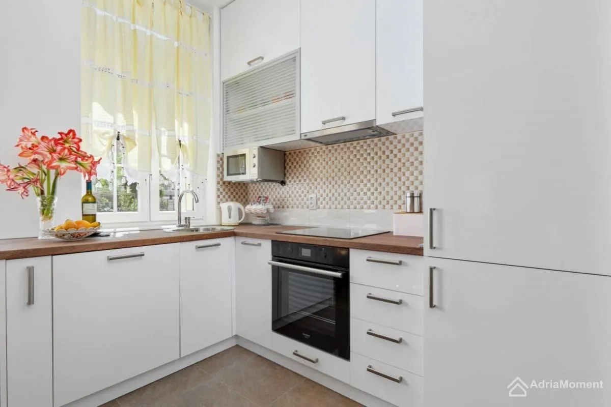 Sale, one bedroom apartment, 57m², Kotor, Crna Gora