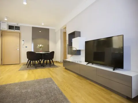 Izdavanje, trosoban stan, 75m², Vračar Hram, Vračar Sve Podlokacije - image 4