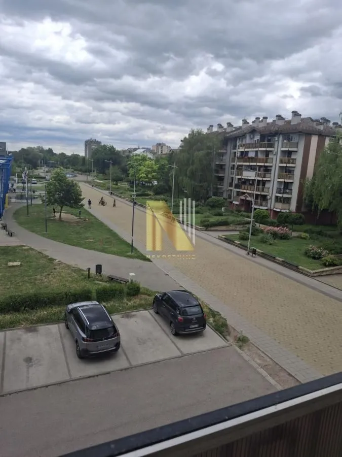 Izdavanje, dvosoban stan, 49m², Prozivka, Subotica