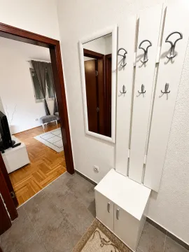 Rent, one bedroom apartment, 42m², 1 maj, Podgorica - image 10