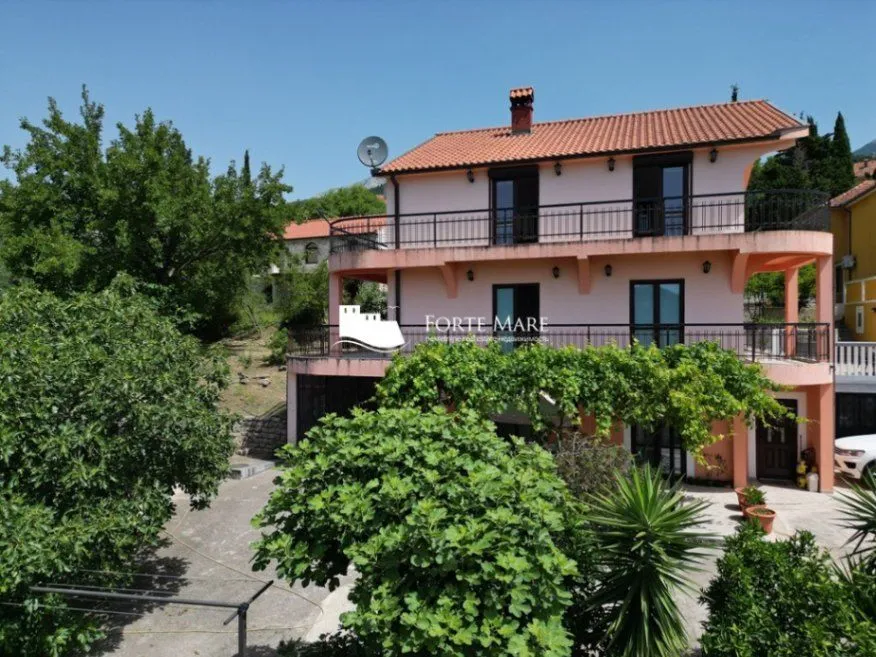 Prodaja, četvorosoban stan, 299m², Topla, Herceg Novi