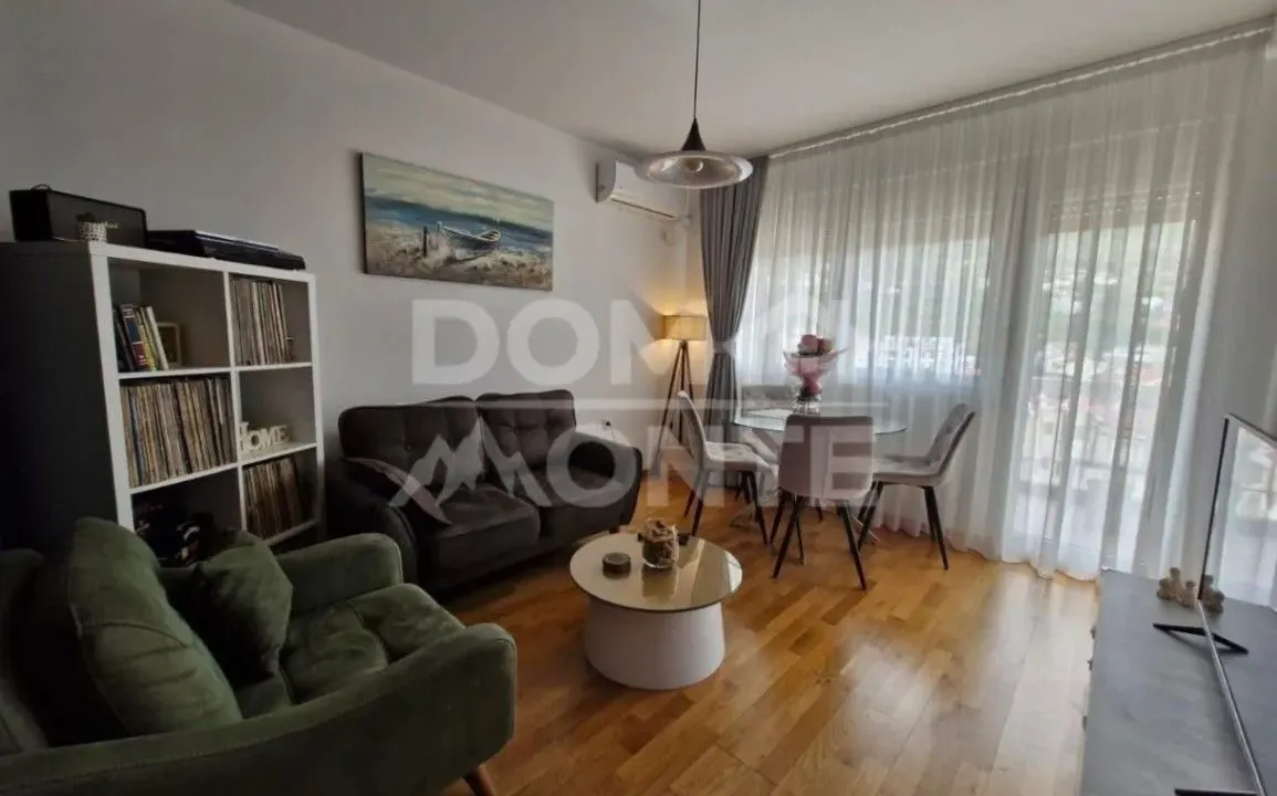 Prodaja, jednosoban stan, 39m², Centar, Tivat