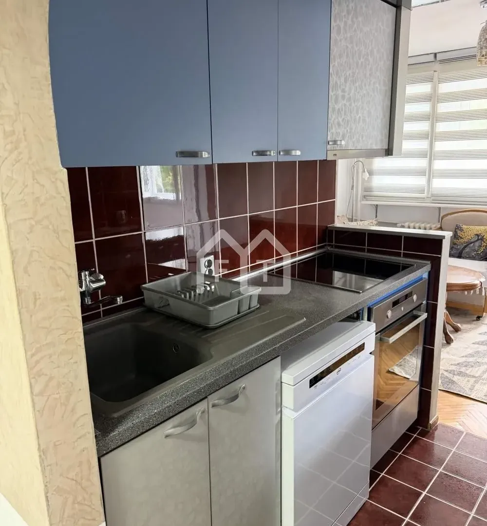 Rent, two bedroom apartment, 45m², Kanarevo Brdo, Beograd
