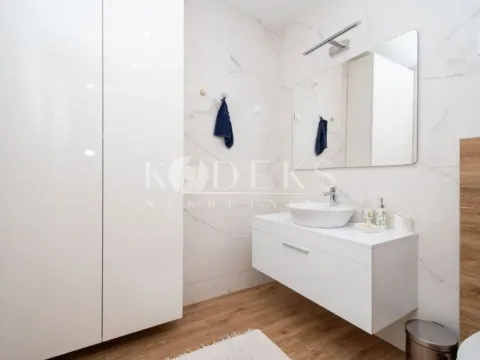 Rent, two bedroom apartment, 72m², Vezirov Most, Podgorica - image 10