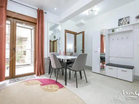 Sale, two bedroom apartment, 77m², Tivat, Crna Gora - image 16