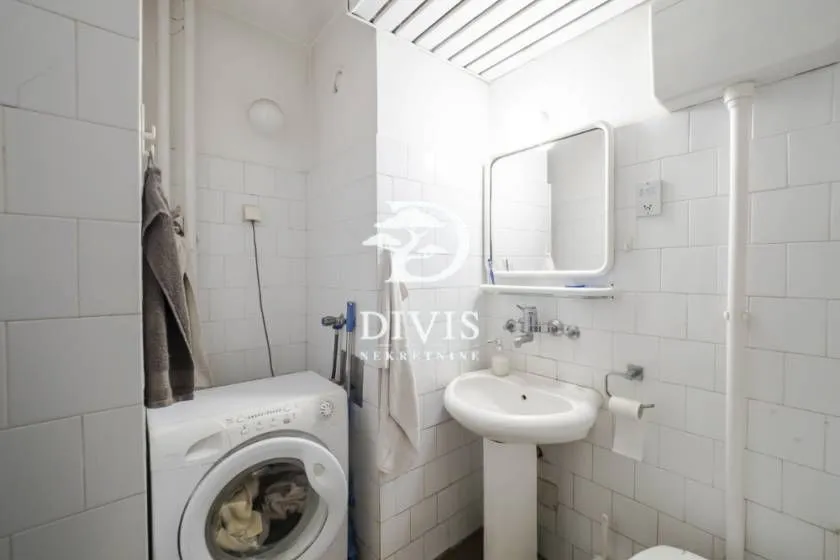 Prodaja, četvorosoban stan, 98m², Novi Beograd Sve Podlokacije, Beograd