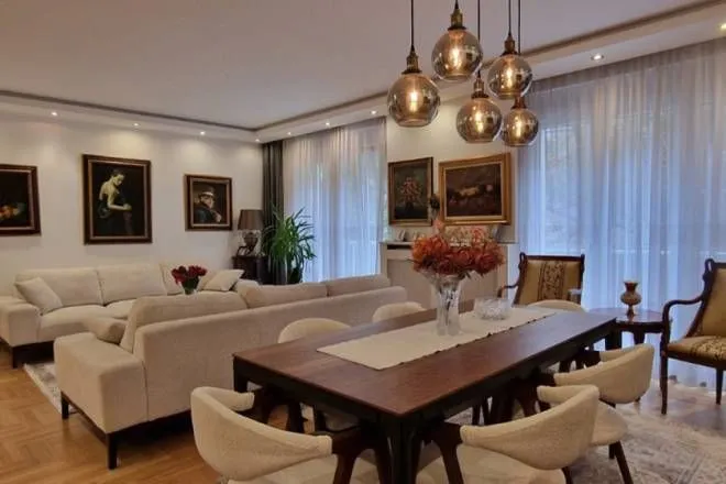 Prodaja, trosoban stan, 96m², Vračar Centar, Vračar Sve Podlokacije