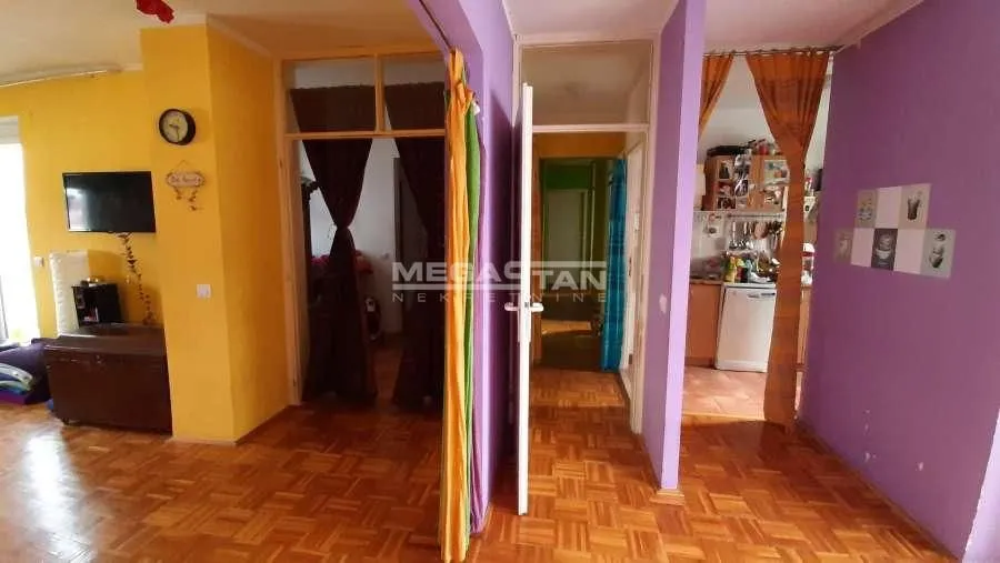 Sale, three bedroom apartment, 88m², Novi Beograd Blok 72, Novi Beograd Sve Podlokacije