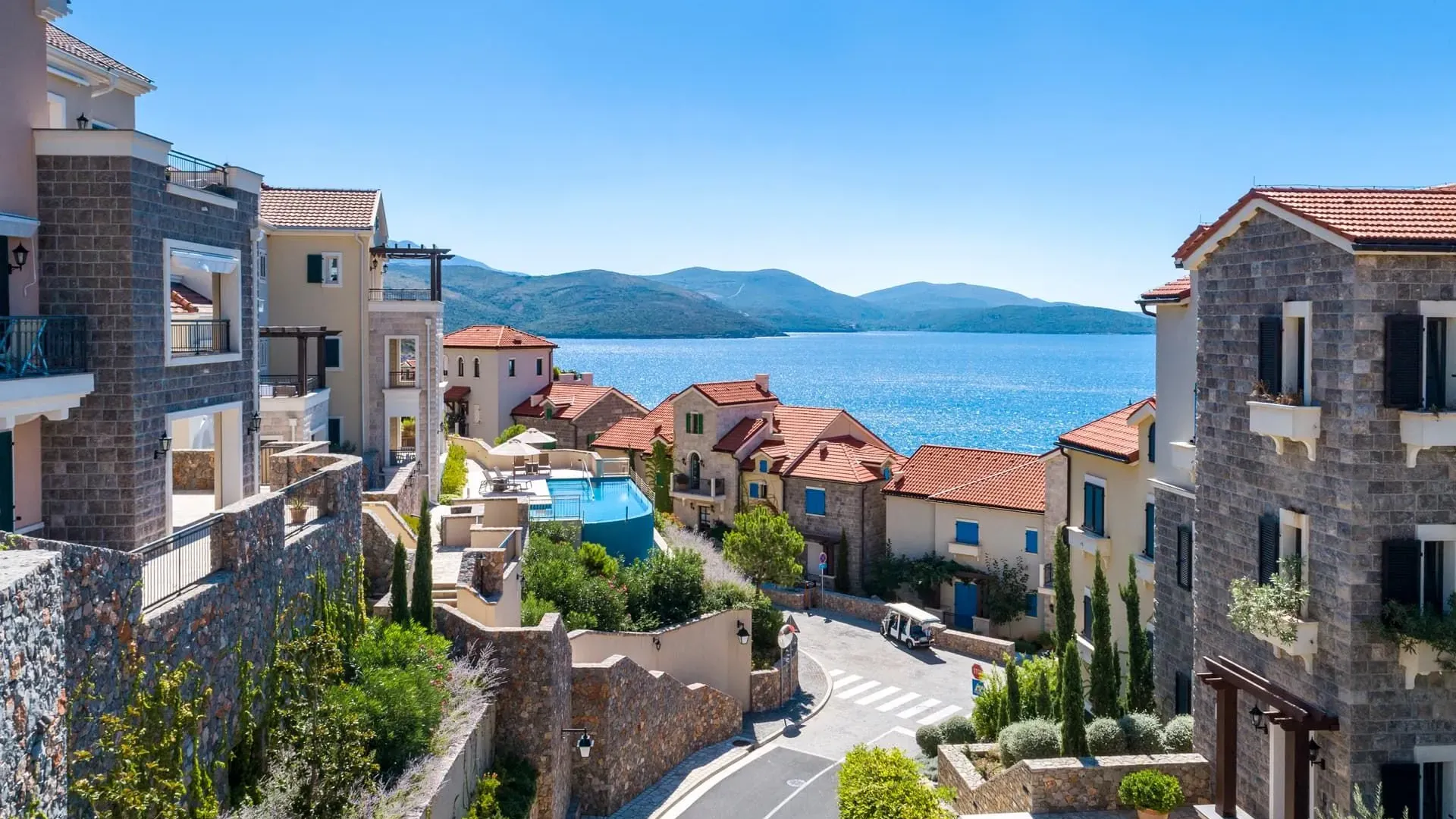 Sale, three bedroom apartment, 107m², Luštica Bay, Tivat