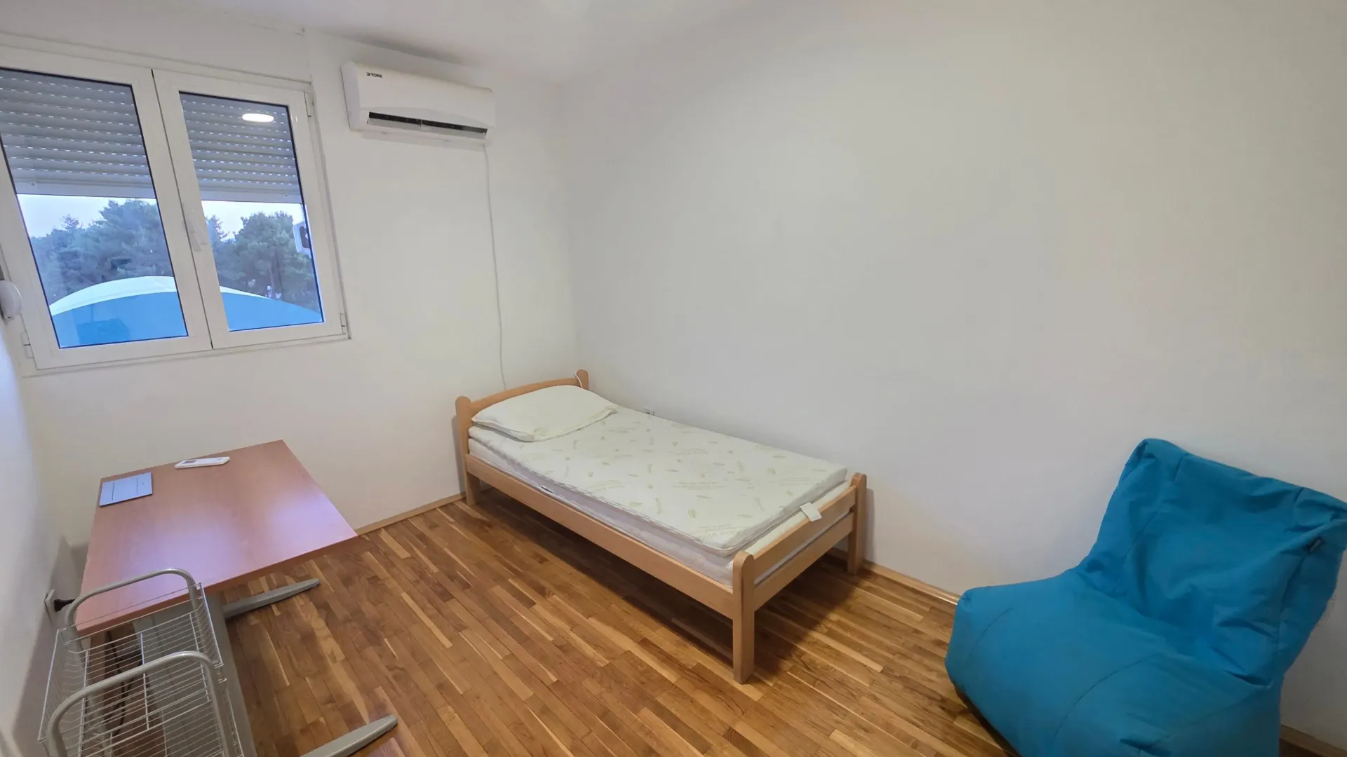 Rent, two bedroom apartment, 65m², Blok 5, Podgorica