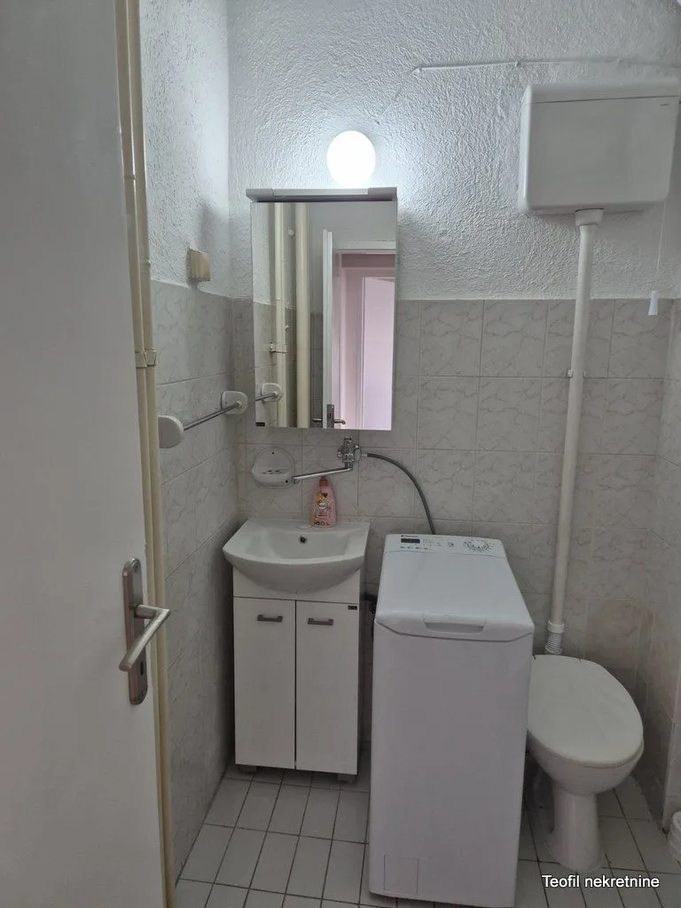 Rent, two bedroom apartment, 39m², Voždovac, Voždovac Sve Podlokacije