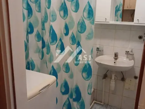 Izdavanje, stan, 26m², Grbavica, Novi Sad Sve Podlokacije - image 6