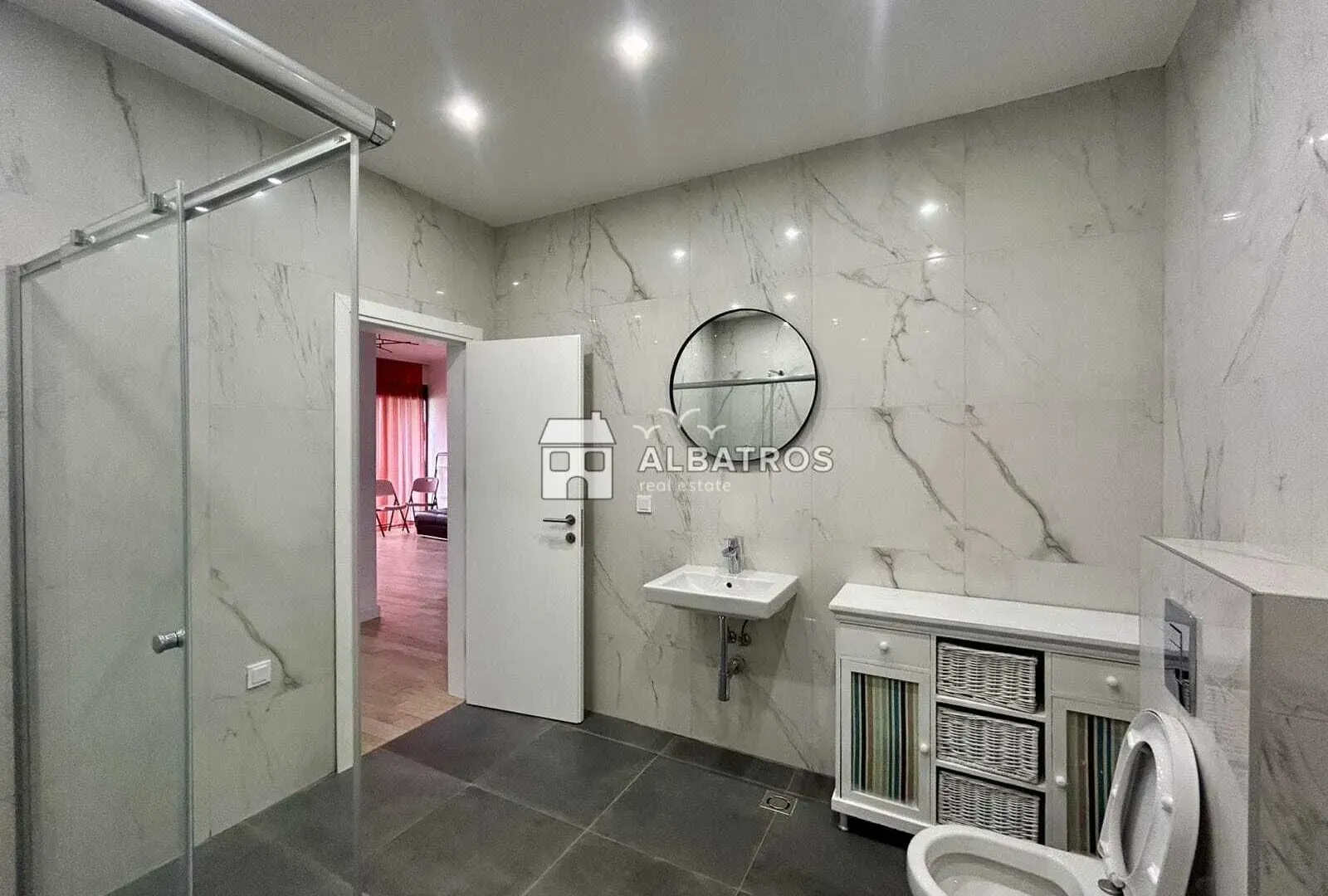 Rent, one bedroom apartment, 72m², Centar, Bar
