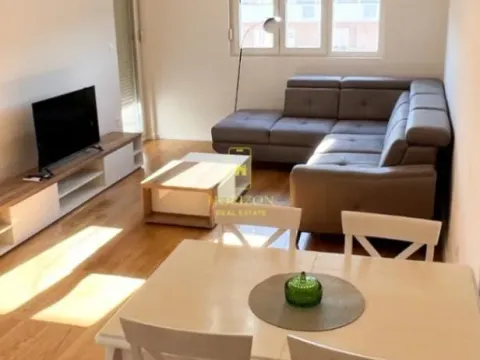 Prodaja, jednosoban stan, 49m², Central Point, Podgorica - image 4