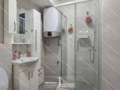 Sale, one bedroom apartment, 52m², Đenovići, Herceg Novi - image 5