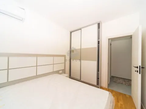 Rent, two bedroom apartment, 72m², Stari Aerodrom, Podgorica - image 9