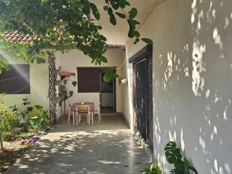 Prodaja, kuća, 330m², Nova Pazova, Stara Pazova - image 8