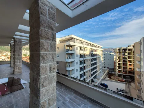 Prodaja, stan, 80m², Budva, Crna Gora - image 10