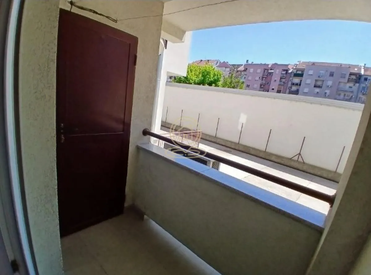 Izdavanje, dvosoban stan, 36m², Detelinara, Novi Sad Sve Podlokacije