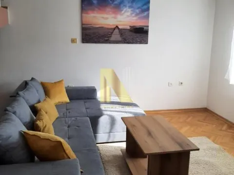 Izdavanje, trosoban stan, 81m², Bulevar Oslobodjenja, Novi Sad Sve Podlokacije - image 2