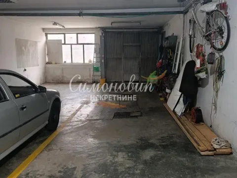 Sale, three bedroom apartment, 113m², Kluz, Zvezdara Sve Podlokacije - image 15