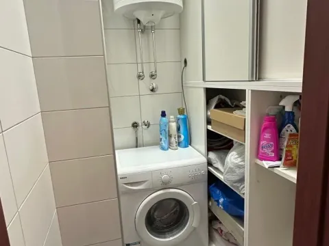 Prodaja, jednosoban stan, 45m², City Kvart, Podgorica - image 11