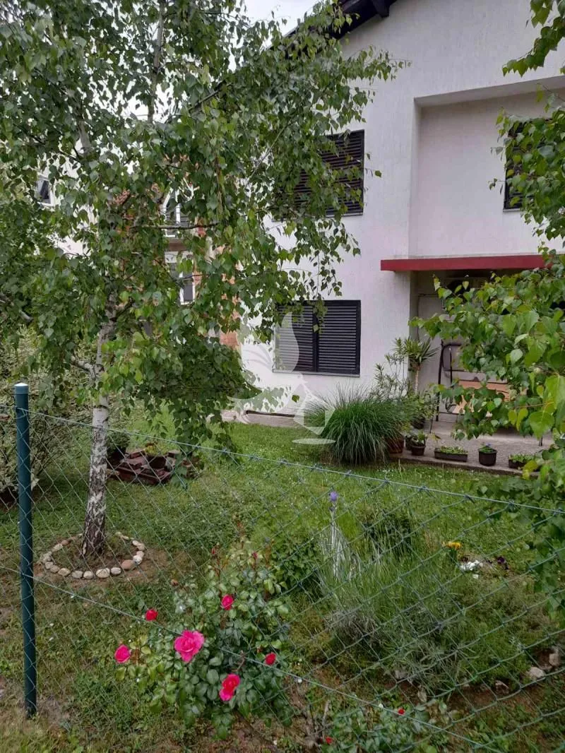 Sale, house, 200m², Mladenovac, Beograd
