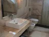 Izdavanje, trosoban stan, 240m², Kalenić Pijaca, Vračar Sve Podlokacije - image 20