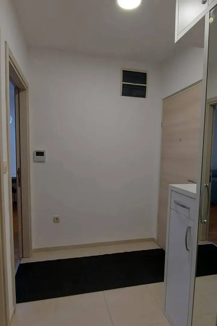 Prodaja, jednosoban stan, 43m², Stari Aerodrom, Podgorica