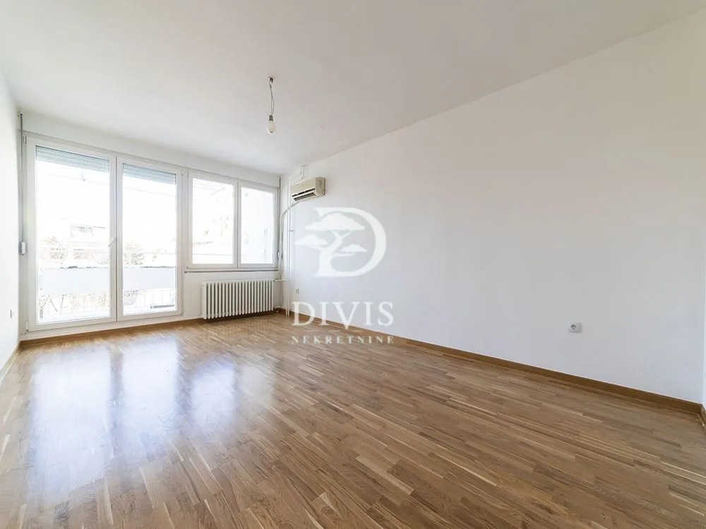 Prodaja, četvorosoban stan, 106m², Novi Beograd Sve Podlokacije, Beograd