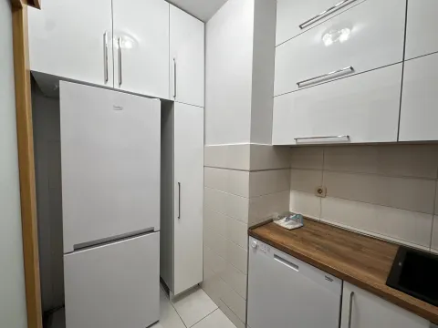 Rent, two bedroom apartment, 70m², Pobrežje, Podgorica - image 4