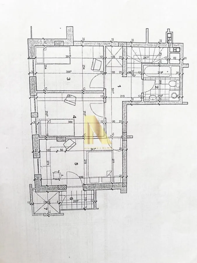 Prodaja, četvorosoban stan, 102m², Cara Dušana, Novi Sad Sve Podlokacije